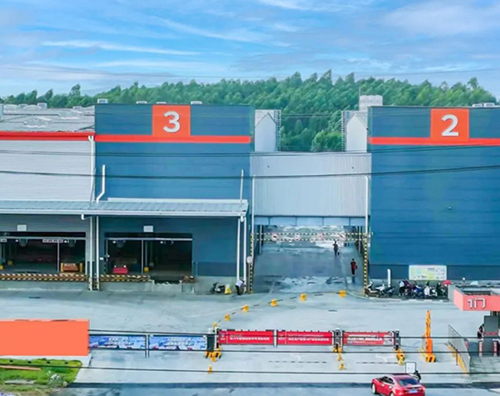 【钱柜qg777分享】海内某物流车间环保浚浚？？？？？盏髯爸冒咐